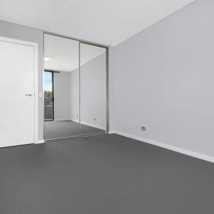 Image 8 - The Landmark, 313-323 Crown Street, Wollongong NSW 2500, Australia - Apartment for rent