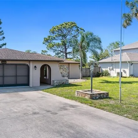 Image 3 - 2447 Lake Forest Avenue, Spring Hill, FL 34609, USA - House for sale