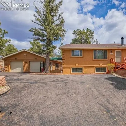 Image 2 - 3556 Hartsock Lane, Colorado Springs, CO 80917, USA - House for sale