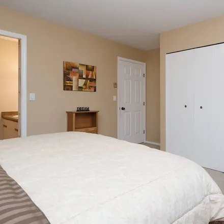 Image 6 - View Royal, Victoria, BC V9B 5L9, Canada - Apartment for rent