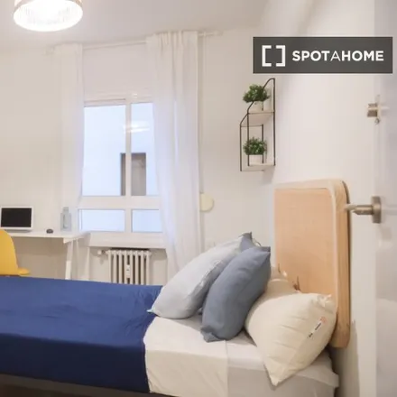 Rent this 7 bed room on Bikepolitan in Calle de Joaquín María López, 28015 Madrid