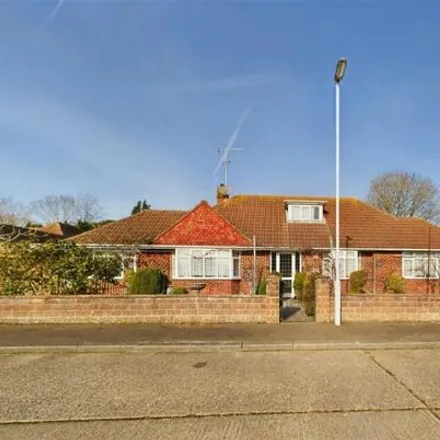 Buy this 3 bed house on Alford Close in Worthing, BN14 9BD