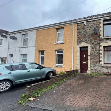 Rent this 2 bed townhouse on Dunvant Road in Dunvant, SA2 7ST