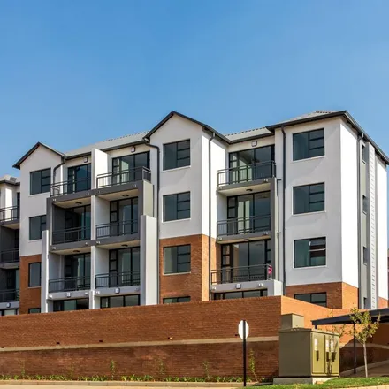 Rent this 2 bed apartment on Graham Road in Shere, Gauteng
