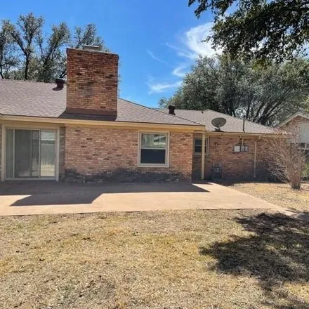 Image 3 - 2049 River Oaks Circle, Abilene, TX 79605, USA - House for rent