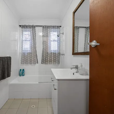 Rent this 5 bed house on Basin View NSW 2540