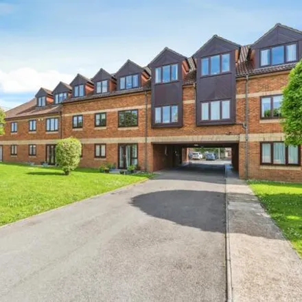 Buy this 1 bed apartment on Springdale Court in 16-26 Water Lane, Testwood