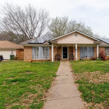 Buy this 3 bed house on 2336 Oakside Drive in Arlington, TX 76016