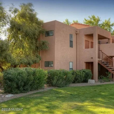 Rent this 2 bed condo on unnamed road in Pima County, AZ