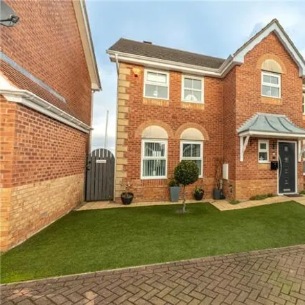 Buy this 4 bed house on Bowling Green View in Drighlington, BD11 1JP