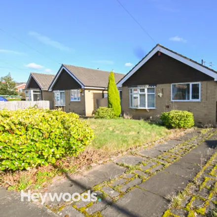 Image 1 - Welland Grove, Newcastle-under-Lyme, ST5 4EP, United Kingdom - House for sale