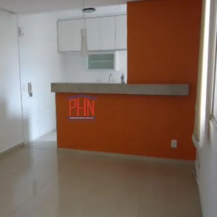 Rent this 2 bed apartment on Avenida Itaunense in Regional Oeste, Belo Horizonte - MG