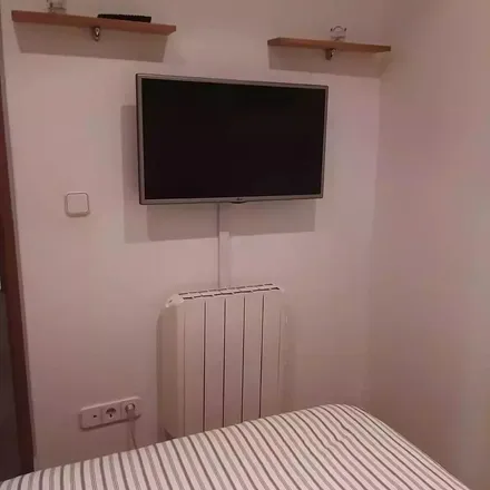 Rent this 2 bed apartment on Calle de la Torrecilla del Leal in 21, 28012 Madrid