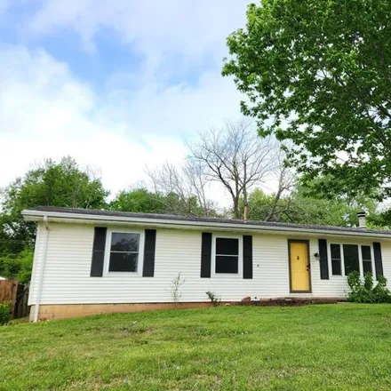 Buy this 3 bed house on 549 South Hilton Avenue in Springfield, MO 65802