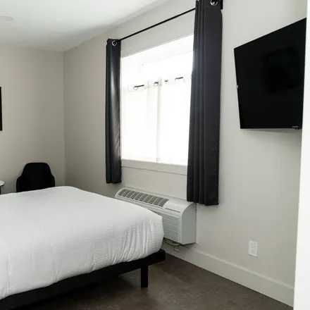 Image 1 - Edmundston, NB E3V 1R9, Canada - Apartment for rent
