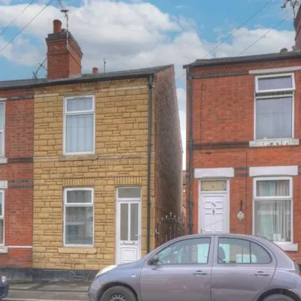 Buy this 2 bed townhouse on Lichfield Road in Nottingham, NG2 4GJ