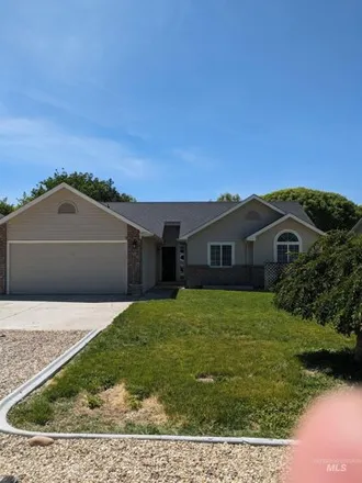 Buy this 3 bed house on 2580 Meadow Avenue in Caldwell, ID 83605