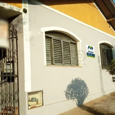 Buy this 5 bed house on Rua Dona Eugênia in Vila Independência, Piracicaba - SP