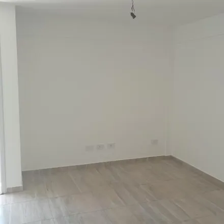 Buy this studio apartment on Félix de Azara 833 in Partido de Lomas de Zamora, Lomas de Zamora