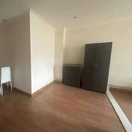 Rent this 1 bed apartment on Holloway Mosque in 152 Holloway Road, London