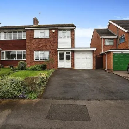 Buy this 3 bed duplex on Peartree Crescent in Solihull Lodge, B90 1LD