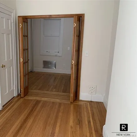 Image 3 - 233 East 89th Street, New York, NY 10128, USA - House for rent