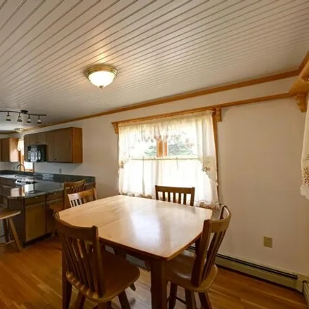 Image 7 - 182 Newman Street, Winter Harbor, ME 04693, USA - House for sale