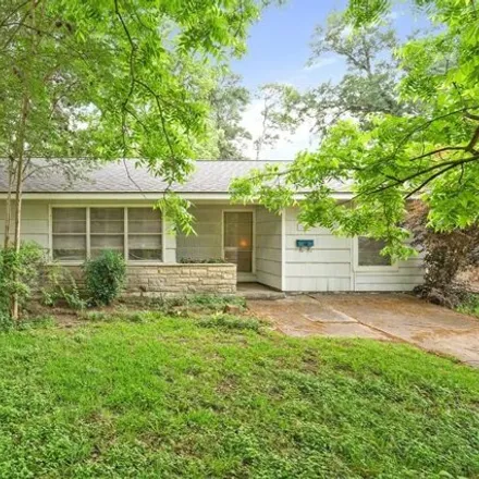 Buy this 3 bed house on 2019 Chippendale Rd in Houston, Texas