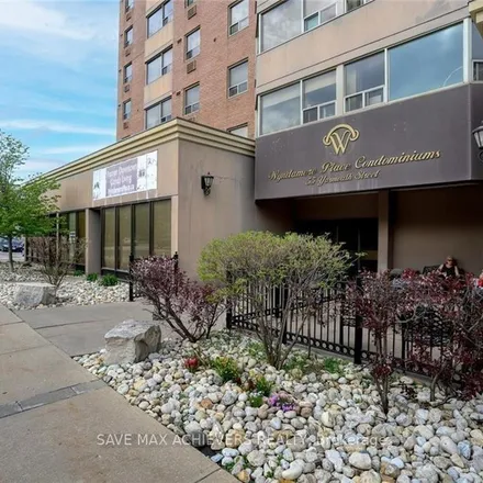 Image 5 - Downtown Guelph, Wyndamere Place Condominiums, 55 Yarmouth Street, Guelph, ON N1H 7R4, Canada - Apartment for rent