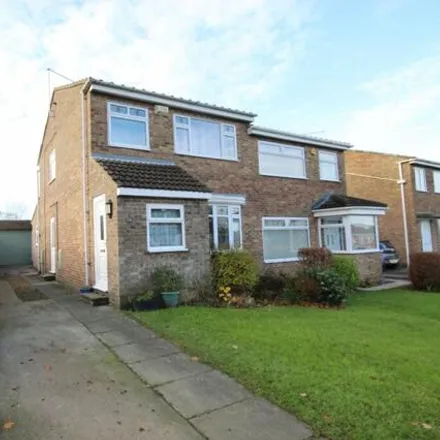 Rent this 3 bed duplex on Whaddon Chase in Guisborough, TS14 7NQ