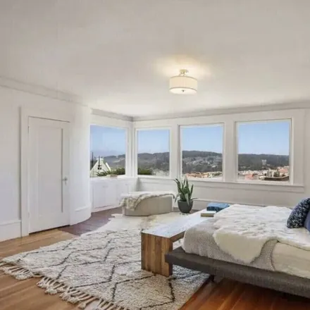Rent this 1 bed apartment on San Francisco