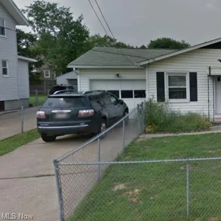 Buy this 3 bed house on 2621 Baldwin Avenue Northeast in Canton, OH 44705