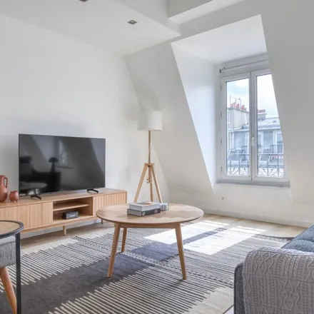Rent this 3 bed apartment on 20 bis Rue Saint-Pierre in 92200 Neuilly-sur-Seine, France