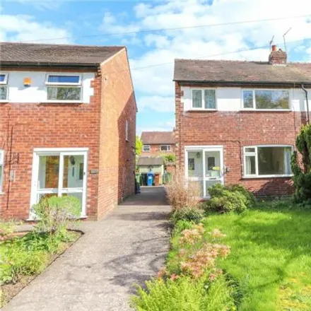 Buy this 3 bed duplex on Kenilworth Road in Cheadle, SK3 0QN