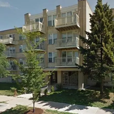 Rent this 1 bed condo on 2501 West Touhy Avenue in Chicago, IL 60645