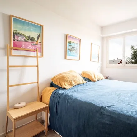 Rent this 3 bed apartment on 92600 Asnières-sur-Seine