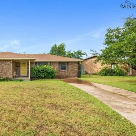 Buy this 3 bed house on 1411 Christine Road in Wichita Falls, TX 76302