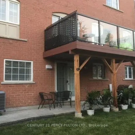 Image 3 - 15 Bradbury Crescent, Ajax, ON L1T 3P1, Canada - Apartment for rent