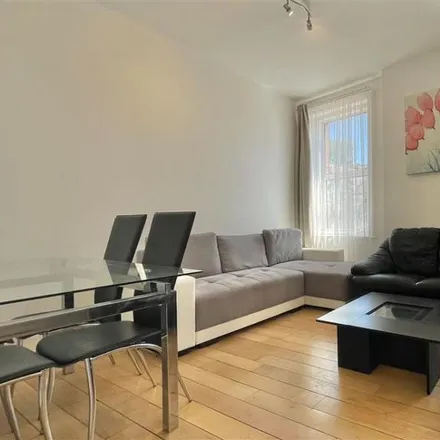 Rent this 3 bed apartment on Domino's in The Grand Parade, Hampstead Gate