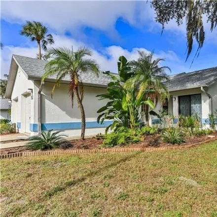 Buy this 2 bed townhouse on 1331 Longboat Point in Inverness, Citrus County