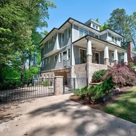 Image 3 - 1334 Middlesex Avenue Northeast, Atlanta, GA 30306, USA - House for sale