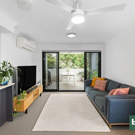 Rent this 2 bed apartment on 560 Wynnum Road in Morningside QLD 4170, Australia