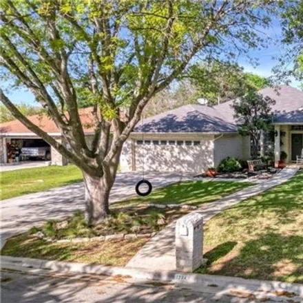 Buy this 4 bed house on 1857 Fox Glen Road in Thorn Hill, New Braunfels