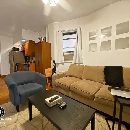 Image 5 - 177 Avenue B, New York, NY 10009, USA - Apartment for rent