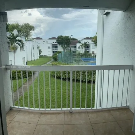 Image 4 - 4761 Northwest 97th Place, Doral, FL 33178, USA - Apartment for rent