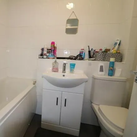 Image 7 - Osterley Close, Stevenage, SG2 8SN, United Kingdom - Apartment for sale