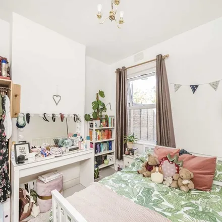 Rent this 4 bed apartment on 67 Graveney Road in London, SW17 0EL