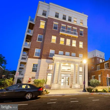 Buy this 1 bed condo on 6803 Cameron Drive Northwest in Washington, DC 20012