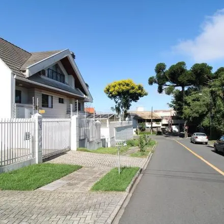 Rent this 3 bed house on Rua Maestro Herrmann 268 in Pilarzinho, Curitiba - PR