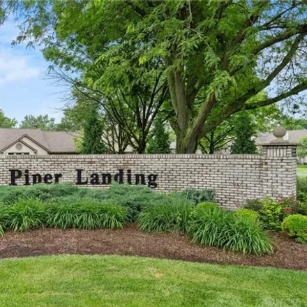 Buy this 2 bed condo on 1768 Piper Lane in Centerville, OH 45440